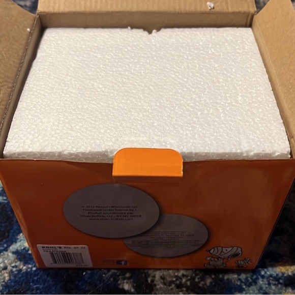 SOLD Peanuts Halloween Snoopy Pumpkin Scene Boxed Ceramic 3D Sculpted Mug New - Picture 7 of 8